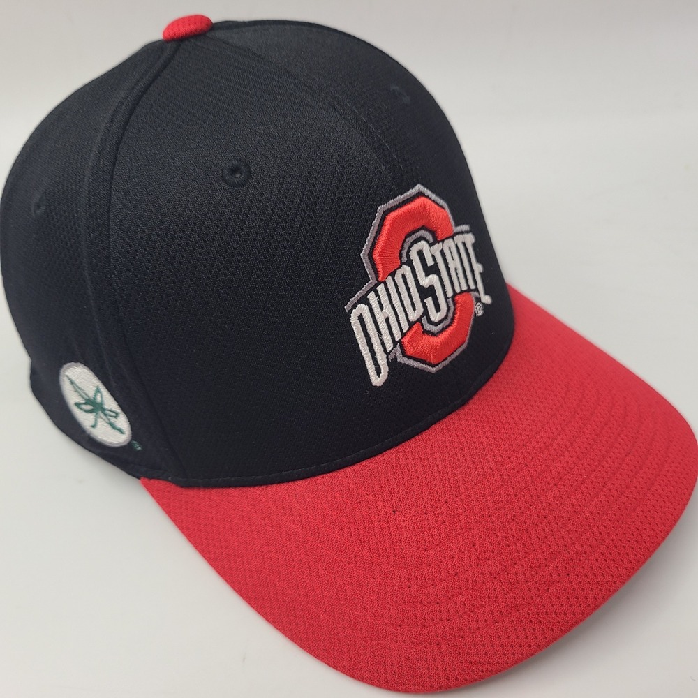 Ohio State Buckeyes Hat Fitted One Size Black Red NCAA University Logo OSU Men